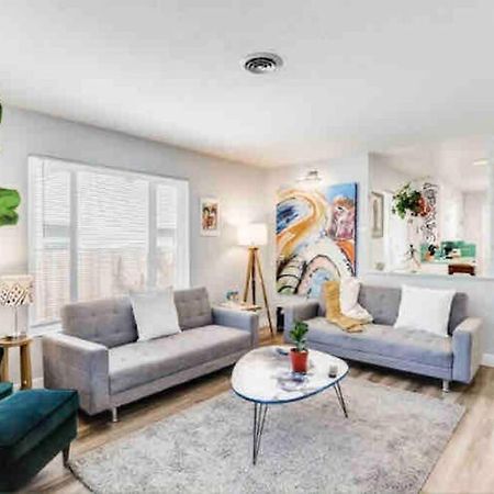فيلا Smart Eclectic Art House Near Uc Davis Med Center ساكرامنتو المظهر الخارجي الصورة